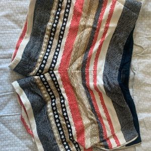Loft patterned shorts, size 4